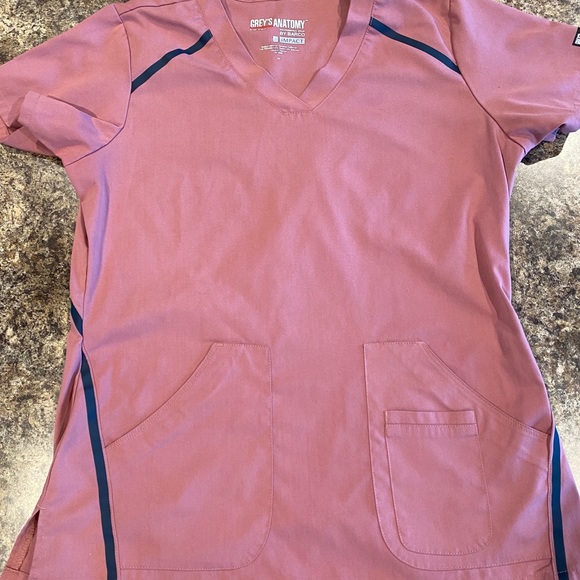 *Scrub Set* Grey’s Anatomy iMPACT - Picture 5 of 7